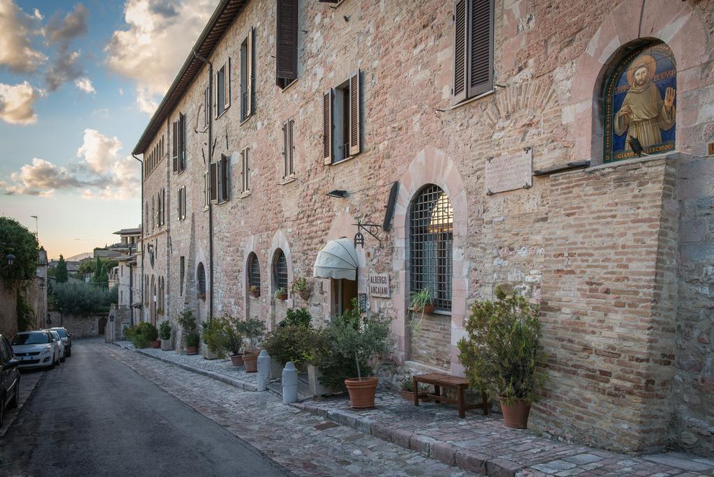 Albergo Ancajani อัสซิซี ภายนอก รูปภาพ