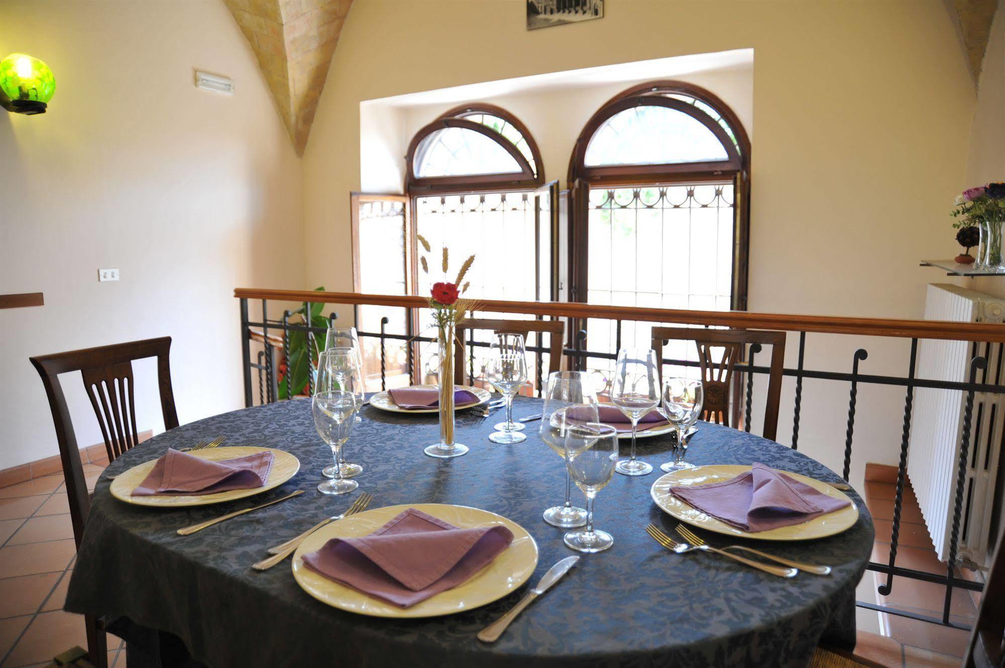 Albergo Ancajani อัสซิซี ภายนอก รูปภาพ