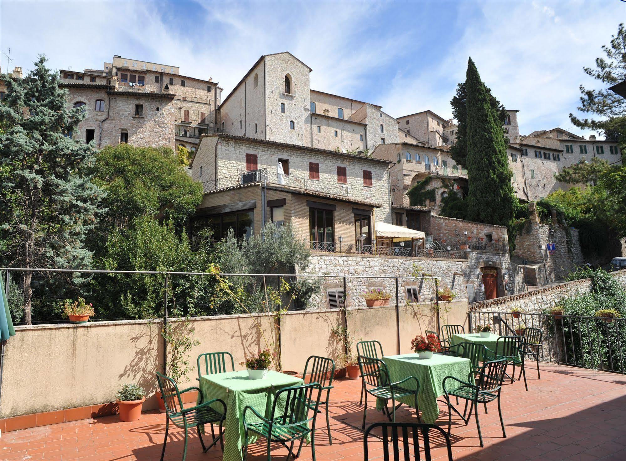 Albergo Ancajani อัสซิซี ภายนอก รูปภาพ