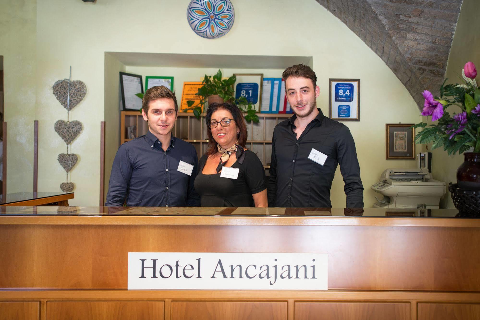 Albergo Ancajani อัสซิซี ภายนอก รูปภาพ