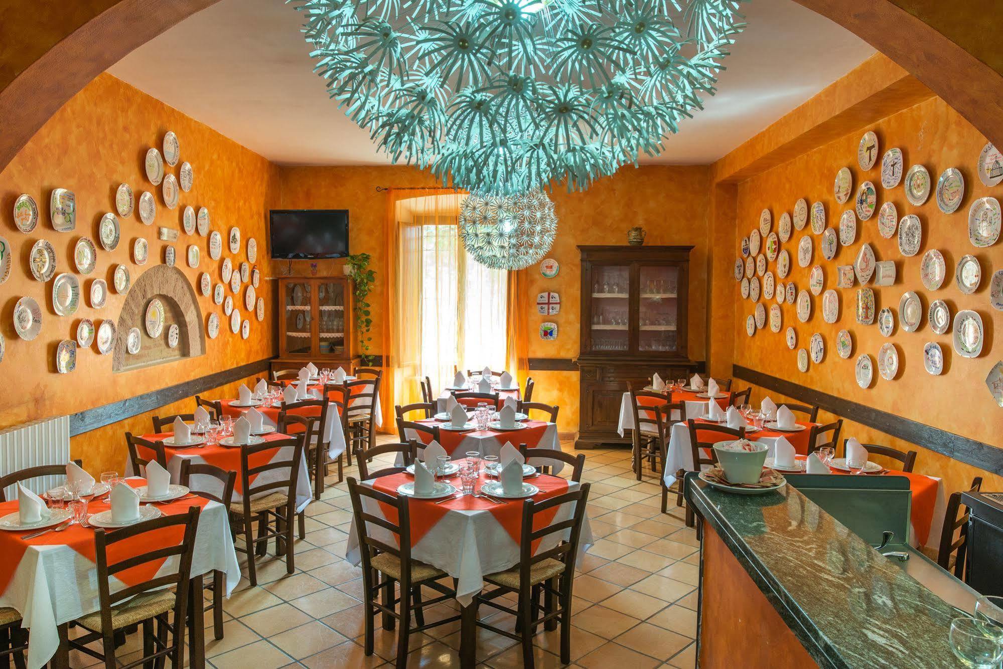 Albergo Ancajani อัสซิซี ภายนอก รูปภาพ